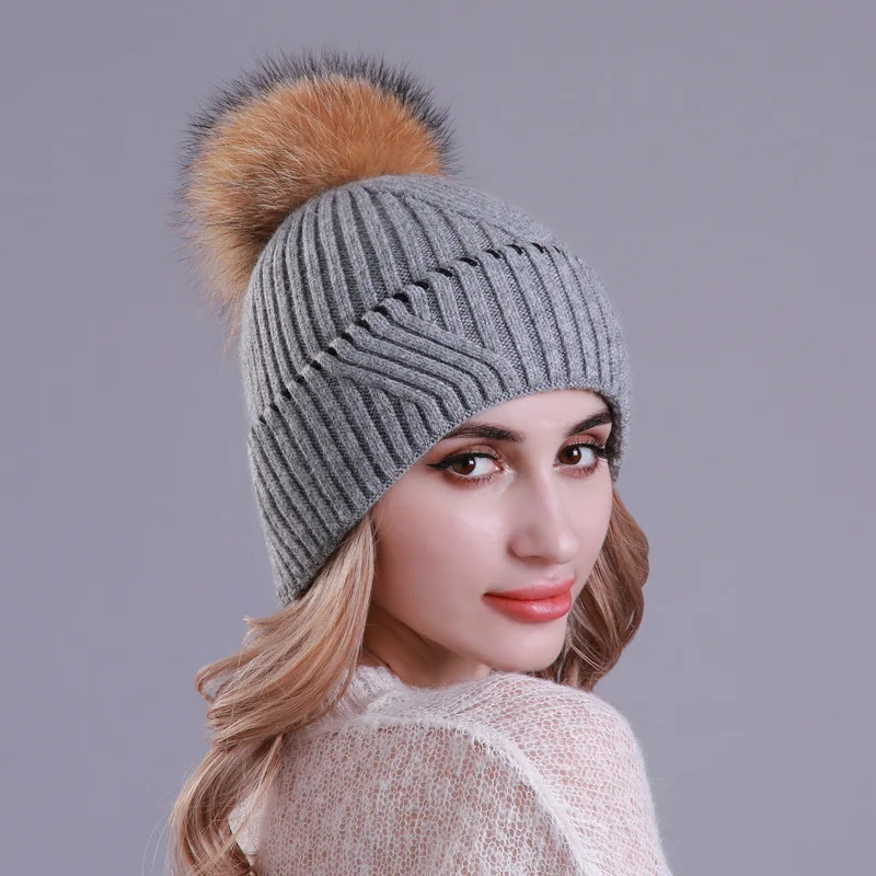 

Winter Wool Women Beanie Hats with Raccoon Pompom Warm Knitted Slouchy Cap With Real Fur Pompom Caps Skullies Beanies For Femme