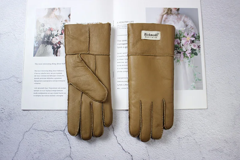 Women's Thickened Winter Sheepskin Fur Gloves Windproof Warm Outdoor Motorcycle Riding Color Leather Finger Gloves