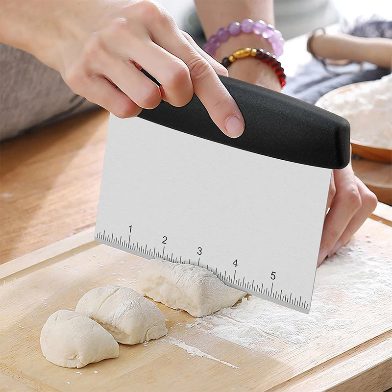 Stainless Steel Dough Cutter Scraper Bread Chopper with Scale Pastry Spatula Pizza Scraper Baking Fondant Cake Decoration Tool