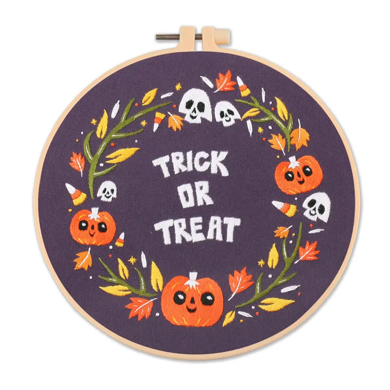 

Embroidery Starter Kit Halloween Designs Patterns DIY Kit Craft Gift Embroidery Hoop and Materials Easy Handmade Embroidery (C)