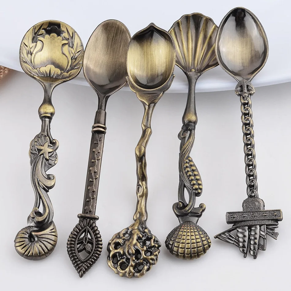 5Pcs/Set Vintage Bronze Carved Cutlery Small Coffee Spoon Flatware Dessert Spoon 