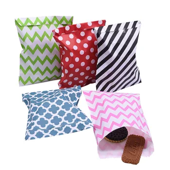 

25/50pcs 13*18cm Colorful Kraft Paper Bags Striped Dot Printing Candy Cookies Packaging Bags Kids Birthday Gift Wedding Supplies