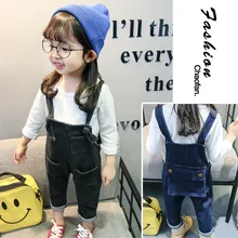 Новые стильные штаны на подтяжках для маленьких девочек, осенняя одежда для 1, 2, 3, 4 лет, джинсы, эластичные штаны на подтяжках для мальчиков и девочек, модные