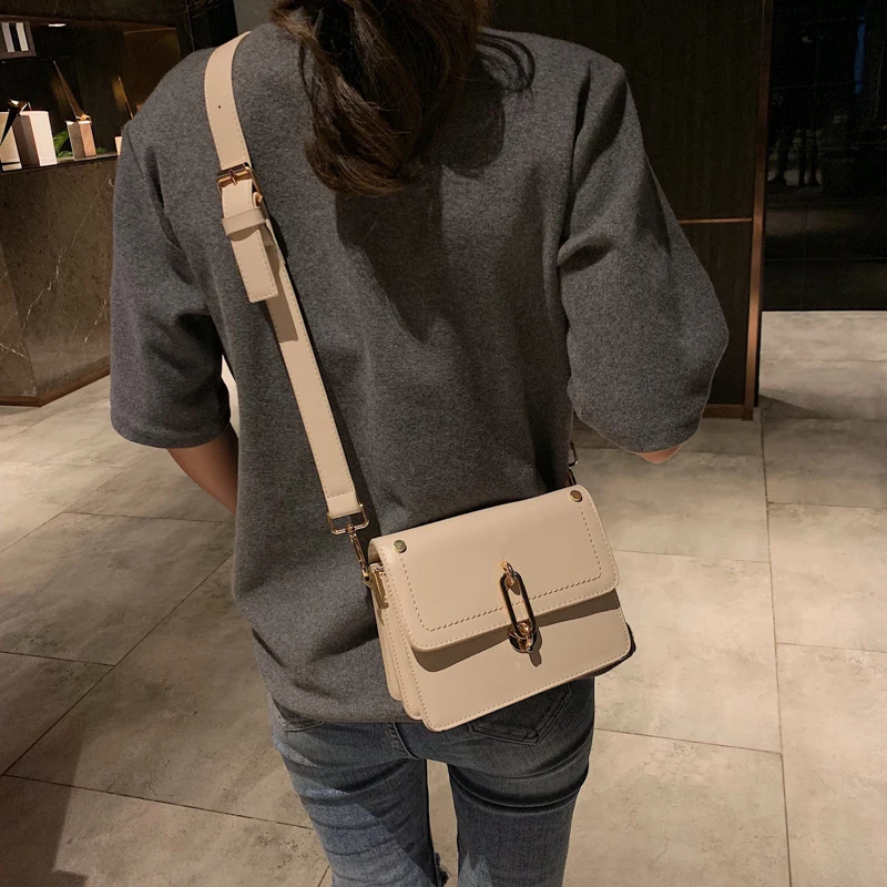 Винтажная модная женская квадратная сумка Новая высококачественная женская дизайнерская сумка из искусственной кожи с заклепками