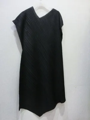 Черный Горячая Miyake Новое складное косой воротник с коротким рукавом платье необычное однотонное платье - Цвет: Черный