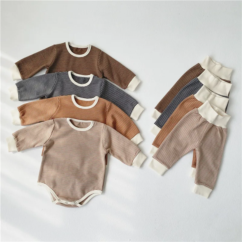 Осенне-зимний комбинезон для малышей, комплект для маленьких мальчиков и девочек, комбинезон в полоску, штаны шапка, 3 предмета, Одежда для новорожденных хлопковая одежда для малышей