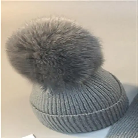 Gray Cap Новая теплая зимняя шапка с помпоном для маленьких девочек, шарф, комплект, натуральный шарик из меха лисы, теплые вязаные шапки для мамы и ребенка, шапочка для родителей и ребенка - Цвет: Gray Cap