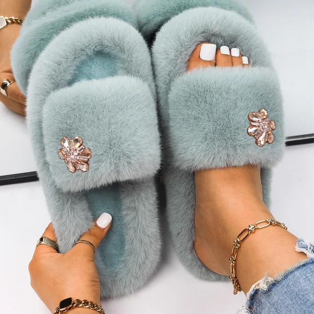 Fluffy Slippers Women Crystal Flower Decor Furry Sandals Elegant Ladies Home Flip Flops Faux Fur Slides Luxury Designer Shoes Blue1