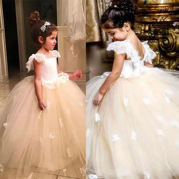 

Amaya Champagne Puffy Holy Communion Gowns Lace Appliques Sleeveless Kids Prom Dress Vestidos Flower Girl Dresses for Wedding
