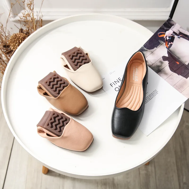 

2019 Autumn New Trend Square Head Flat Bean Beans Shoes Soft Bottom Shallow Lazy Large Size Women's Single Shoes