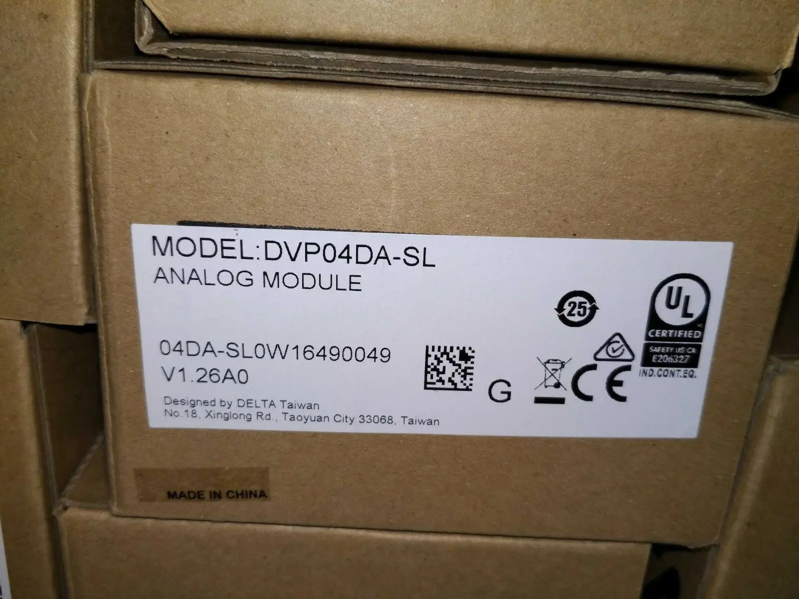 Модуль программируемого контроллера Delta DVP04DA-SL