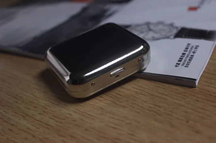 Portable square ashtray new silver metal cigarette with cover ashtray outdoor travel Japanese quality trend