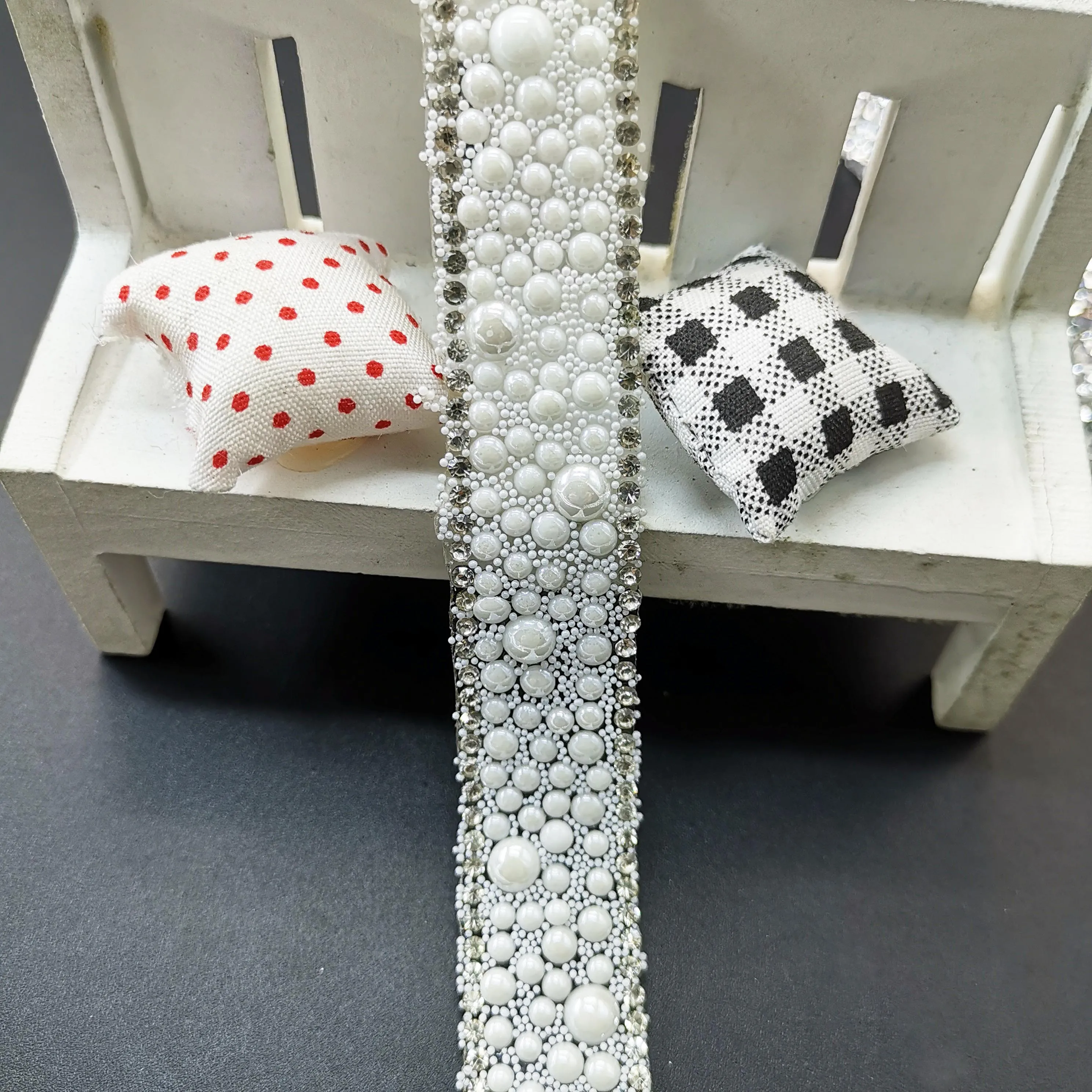 40cm White Pearl Beaded Lace Tape Lace Ribbon hot fix Fabric Collar Dress iron on Garment Headdress shoes DIY Materials silk bow knot rosette