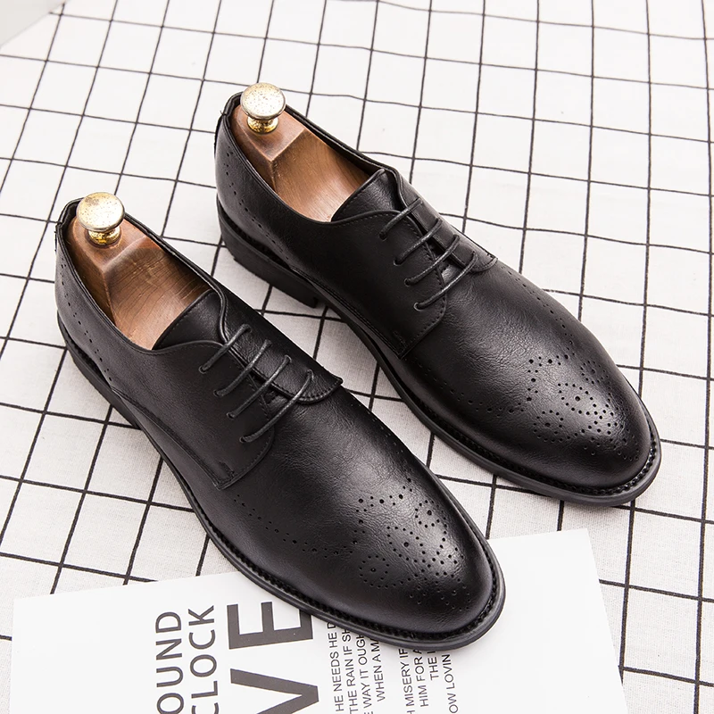 Мужские модельные туфли; оксфорды в деловом стиле; Классическая обувь для джентльменов; элегантная официальная обувь из лакированной кожи; мужская деловая обувь; цвет черный, коричневый