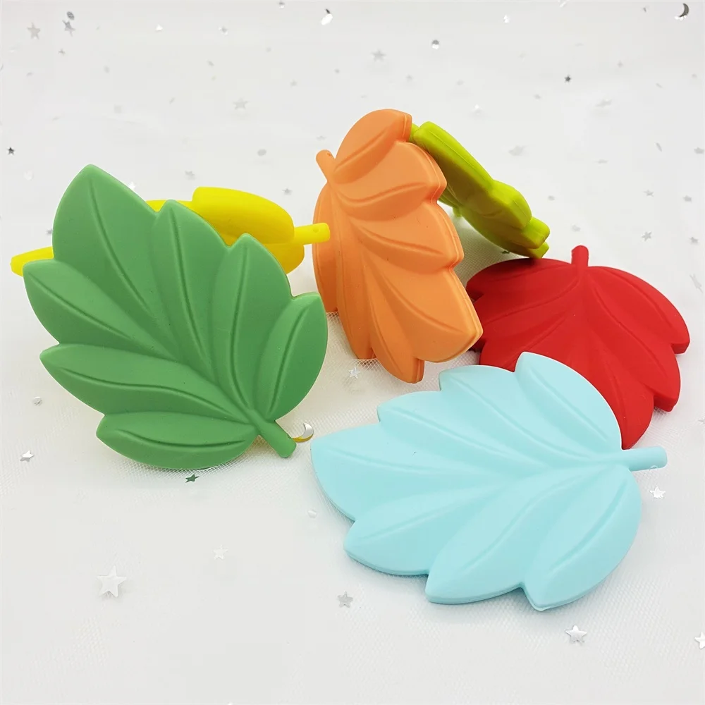 잎 모양 실리콘 teether 식품 등급 BPA 무료  젖니가 남 씹기 매력 실리콘 Teether 구슬 장난감 선물 펜던트