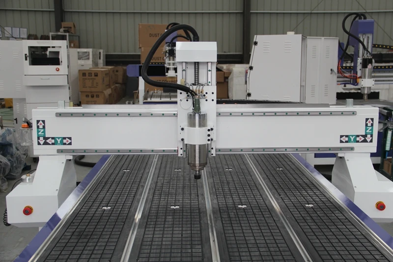3.0kw шпиндель водяного охлаждения Цзинань высокой точности cnc маршрутизатор машина AKM1325