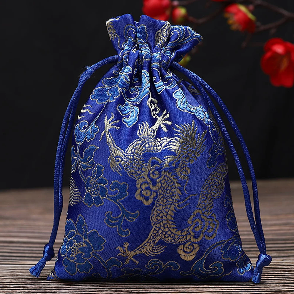 Handmade Embroidered Satin Drawstring Gift Pouch – Elegant Jewelry & Gift Packaging Bag