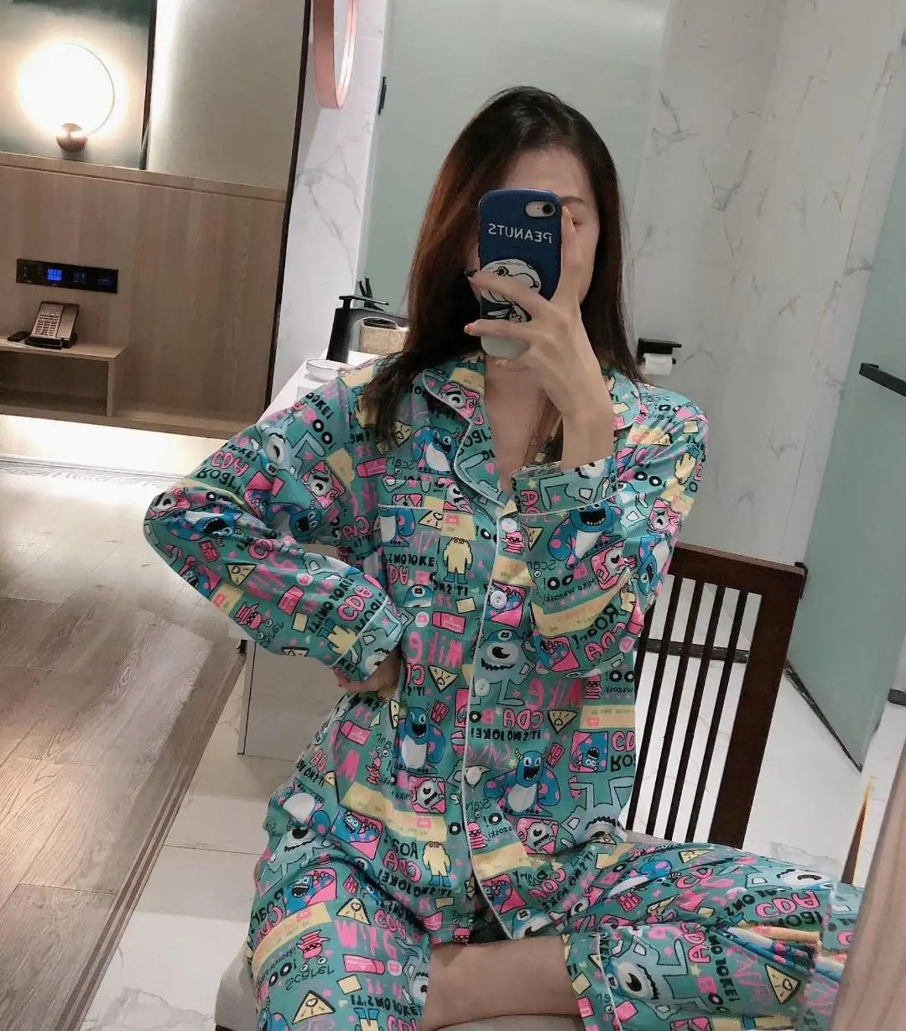 

New autumn cotton long-sleeved green little monster pajamas set & lapel ladies sleepwear set & cotton nightwear set