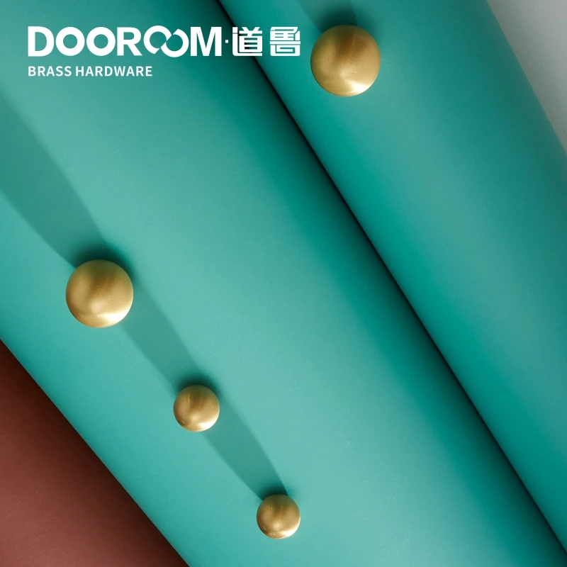 

Dooroom Brass Furniture Handles Gold Chrome Pulls Natural Light Luxury Wardrobe Dresser Cupboard Cabinet Drawer Pulls Knobs