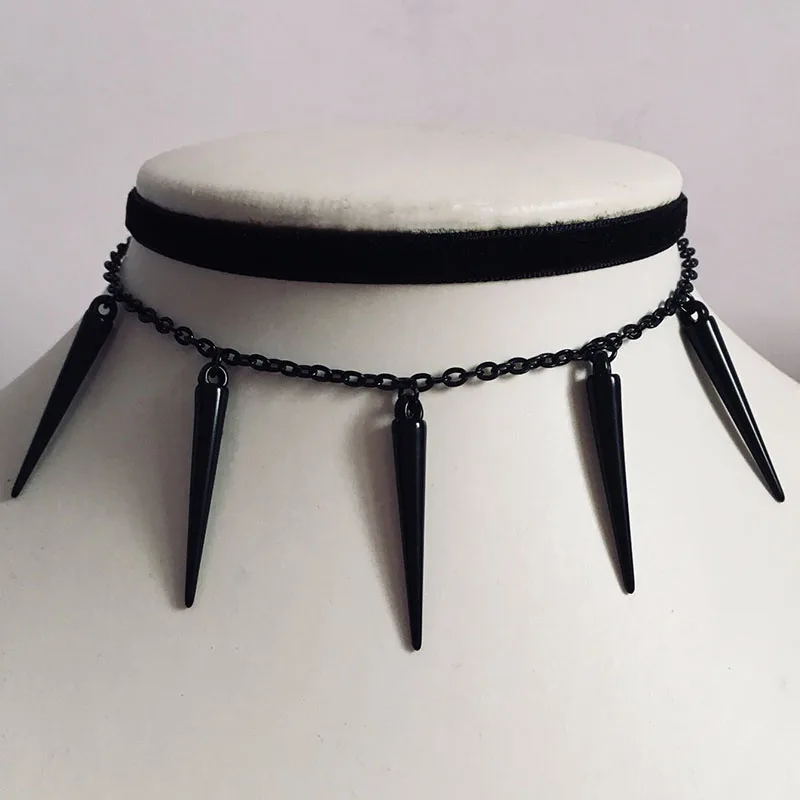 Moon Gothic Chains O Ring Choker Black Moon Necklace, Crescent Moon Pendant - Image 4