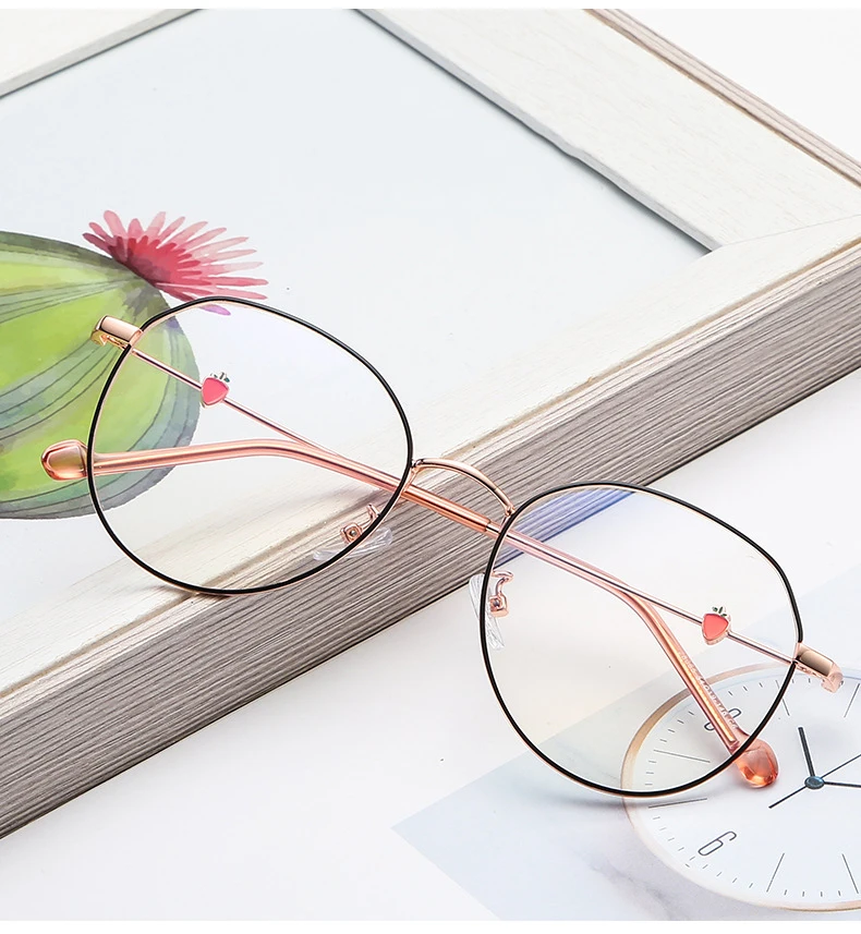 New metal polygonal glasses frame Fashion design trend women's flat mirror Retro art decorative glasses frame