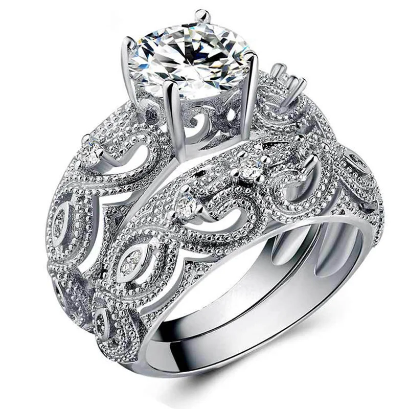 

Bettyue Fashion Hot Sale Hollow-out Flower Style Silver Ingenious Combination Ring For Lovers Gift Dainty Crystal Jewellry