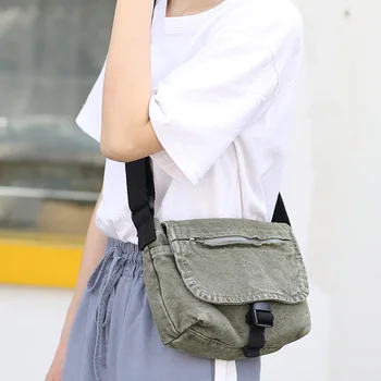 

Simple Harajuku style canvas bag retro washed old messenger bag Hong Kong style shoulder messenger bag