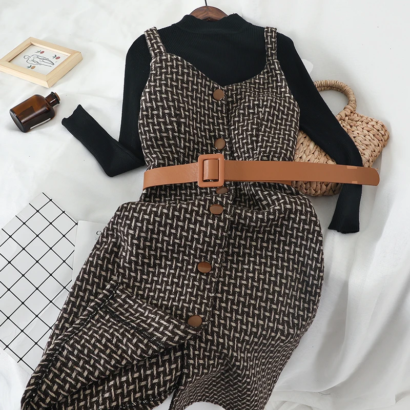 Online Mooirue invierno conjunto de 2 piezas para mujer con fajas Vintage Streetwear negro Delgado cuello alto jerseys + correa de cuadros conjunto de vestido de cintura alta