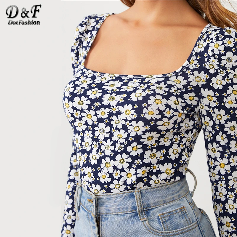 Dotfashion Повседневная футболка с цветочным принтом и квадратным вырезом для женщин Осенняя узкая футболка с длинными рукавами топ женские топы со складками с принтом