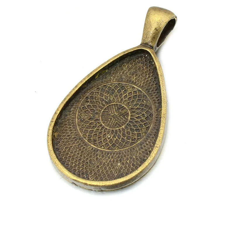 2091924115_1562945335