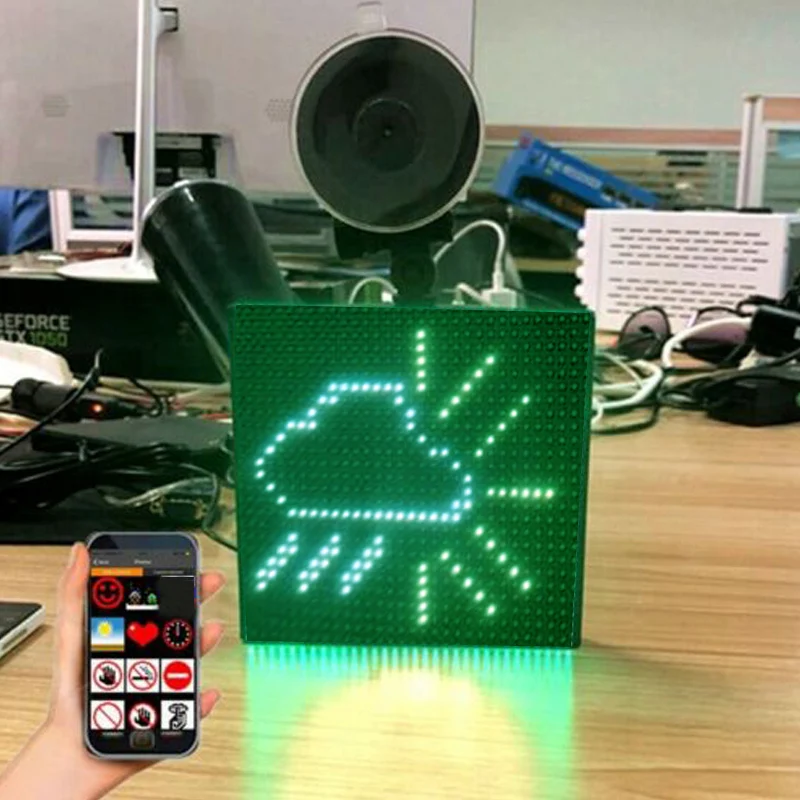 

Wholesale Controlled Emoji Car LED Display Screen Adjustable Bluetooth App for iOS Android V6