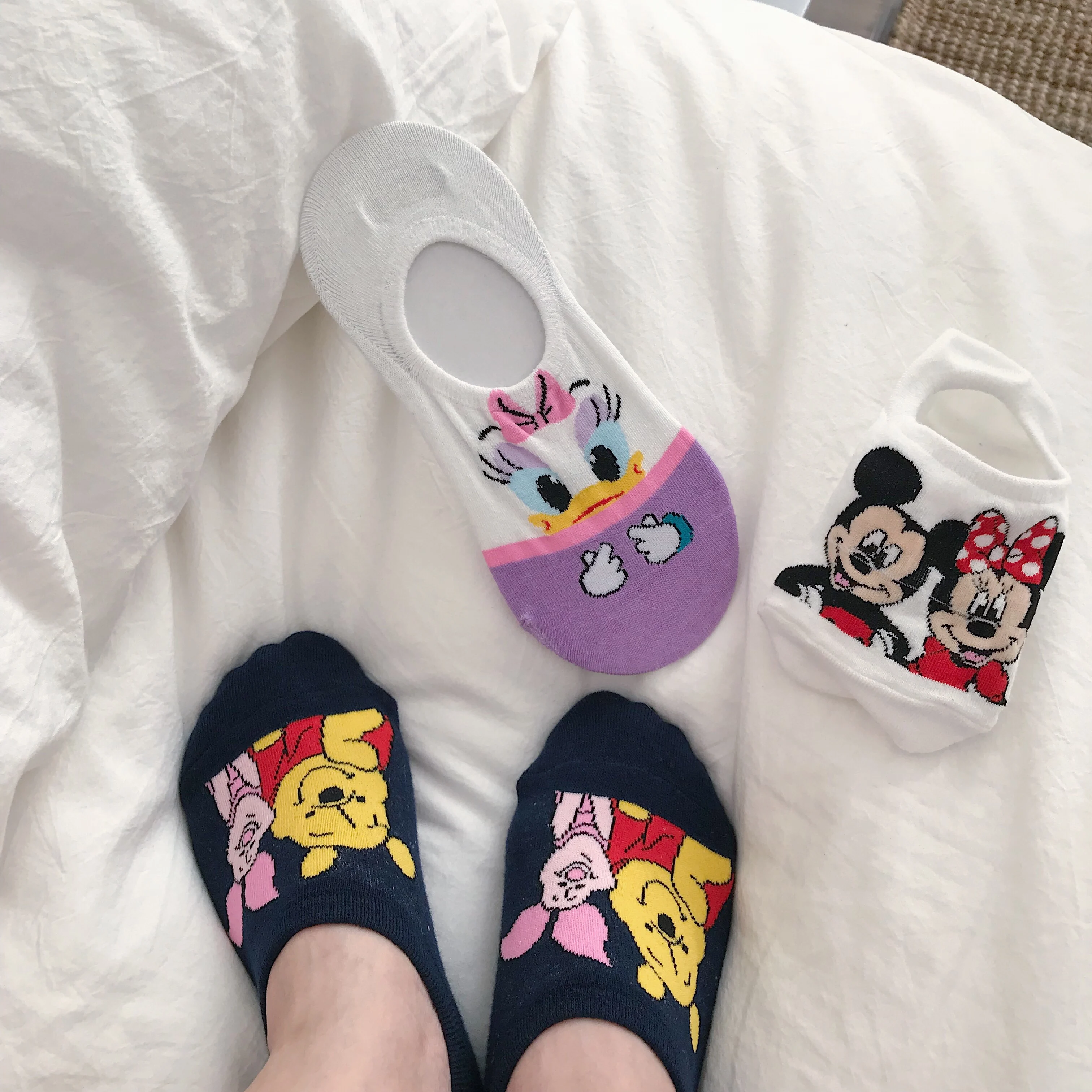 5 Pairs Casual Cute women Socks animal Cartoon Mickey Minnie Daisy socks Cotton invisible funny socks size 35-41 Dropshipping