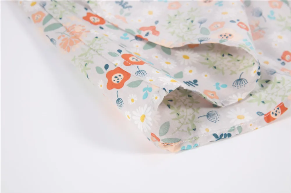 12183410387_115575681