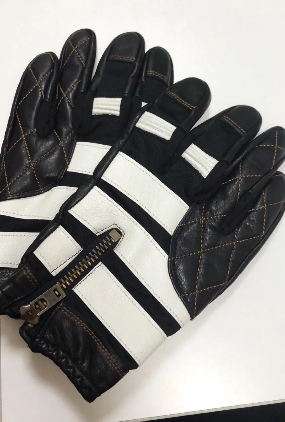 Stripe  vintage leather Glove 3