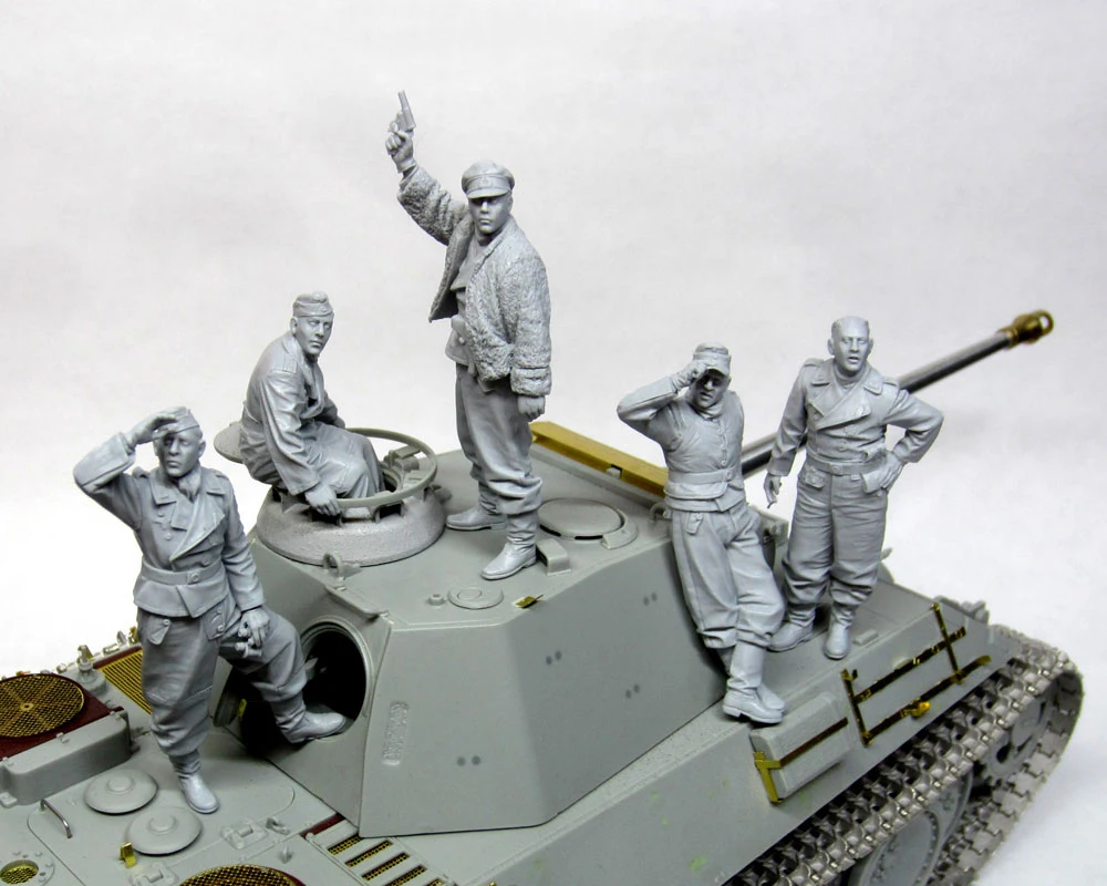 Набор для сборки фигурок из смолы 1/35, 5 фигурок(без резервуара
