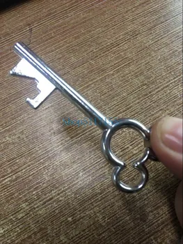 

100pcs / lot June 2018 New Design Creative Wedding Favors Party Back Gifts Antique Copper Mickey Mouse Key Beer Bottle Opene