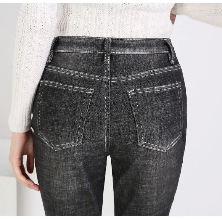 12387182470_528912256