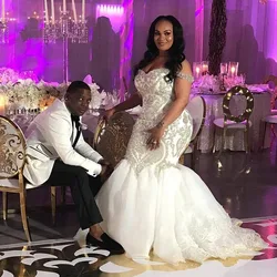 Plus Size Off the Shoulder Mermaid Wedding Dresses Bling Beaded Appliques Sequined Wedding Gown Backless Tulle Bridal Dress