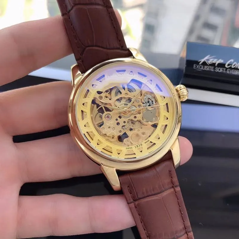 

WG10265 Mens Watches Top Brand Runway Luxury European Design Automatic Mechanical Watch
