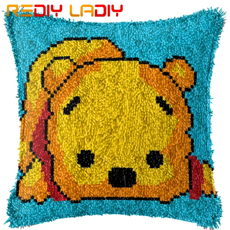 

Latch Hook Cushion Bear on Ground Pillow Case Acrylic Yarn Pillow Pre-Printed Color Canvas Crochet Cushion Cover Arts & Crafts
