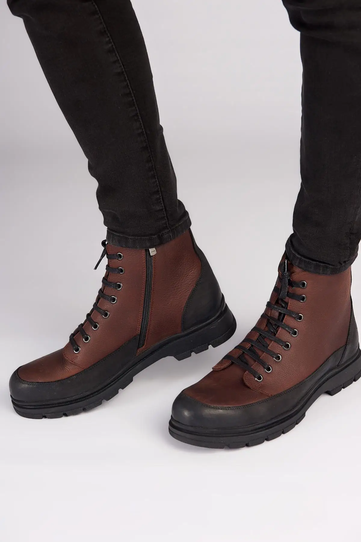 

Pearl Genuine Leather Brown Men Boots 120130003541