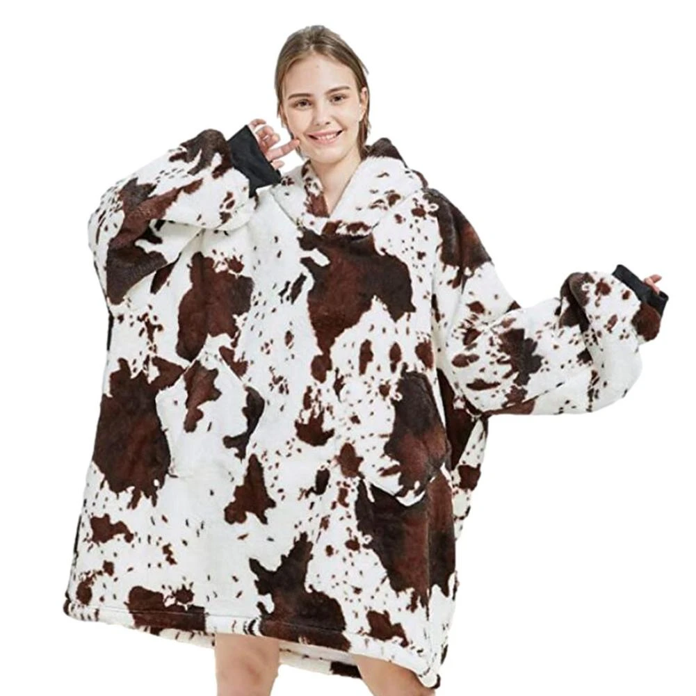 Cow Print Blanket Hoodie atelieryuwa.ciao.jp