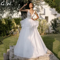 Modern Tiered A Line Wedding Dress Tank Sleeve Lace Appliques Bridal Gown Backless Bride Dresses Tulle Beach Robe De Mariée