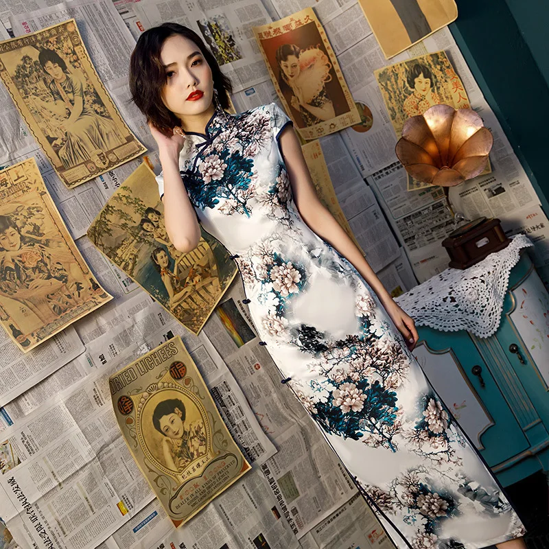 Cheongsam Longo Moderno Feminino de Seda Estilo