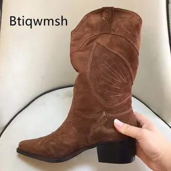 

Brown Real Suede Cowboy Boots Women Pointed Toe Butterfly Flower Embroidery High Heel Boots Woman Fashion Mid-Knee Ankle Boots