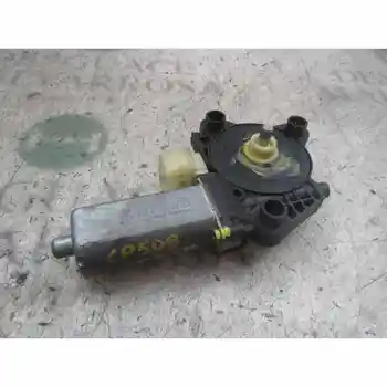 

WINDOW MOTOR REAR LEFT MERCEDES C-CLASS (W203) SALOON 0130822008 Bosch 6 PINS
