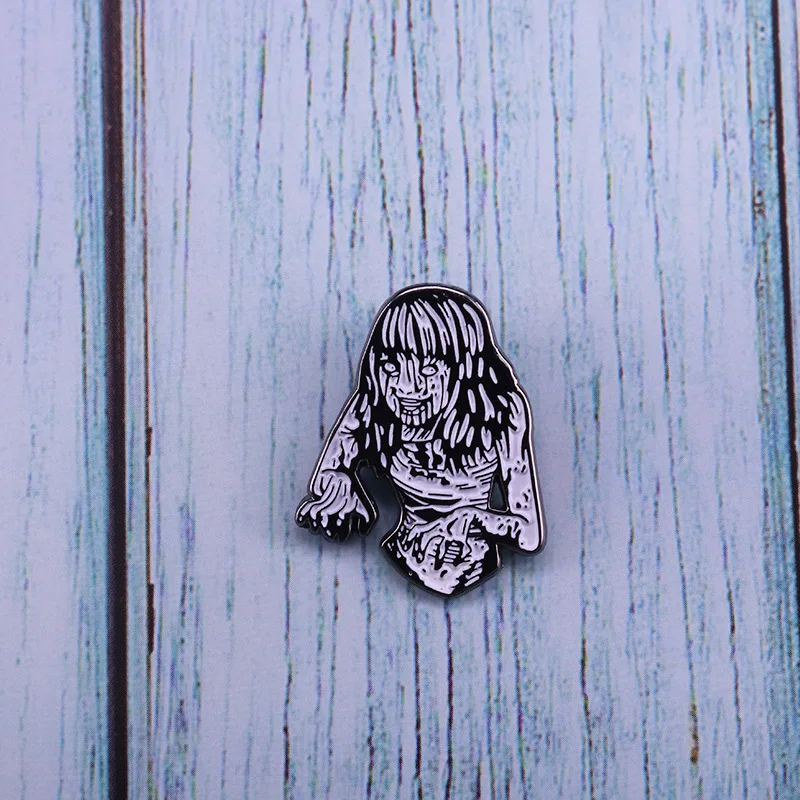 Aus gezeichnete Qualität japanische Manga Künstler Horror Cartoon Brosche Anime Metall Emaille Pins Terror Filme kreative Kinder Geschenk Abzeichen