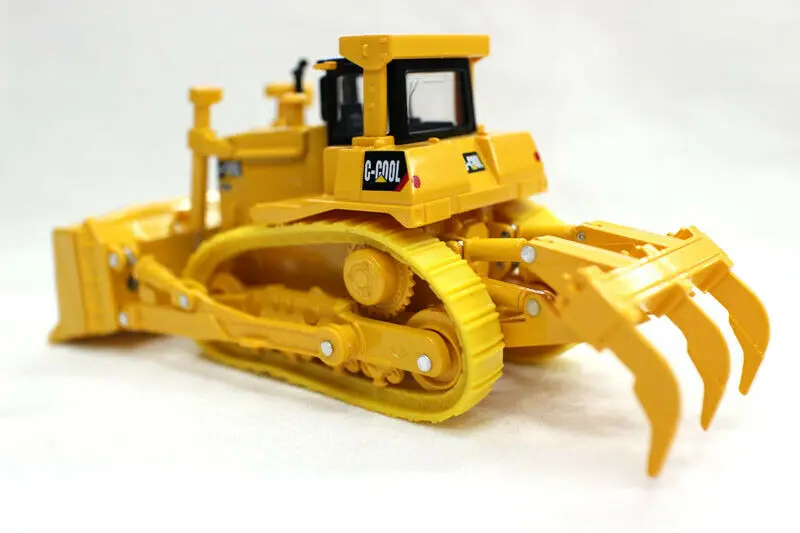 

1:64 Scale Diecast C-COOL Track-Type Tractor Engineering Vehicle Model Toy Gift