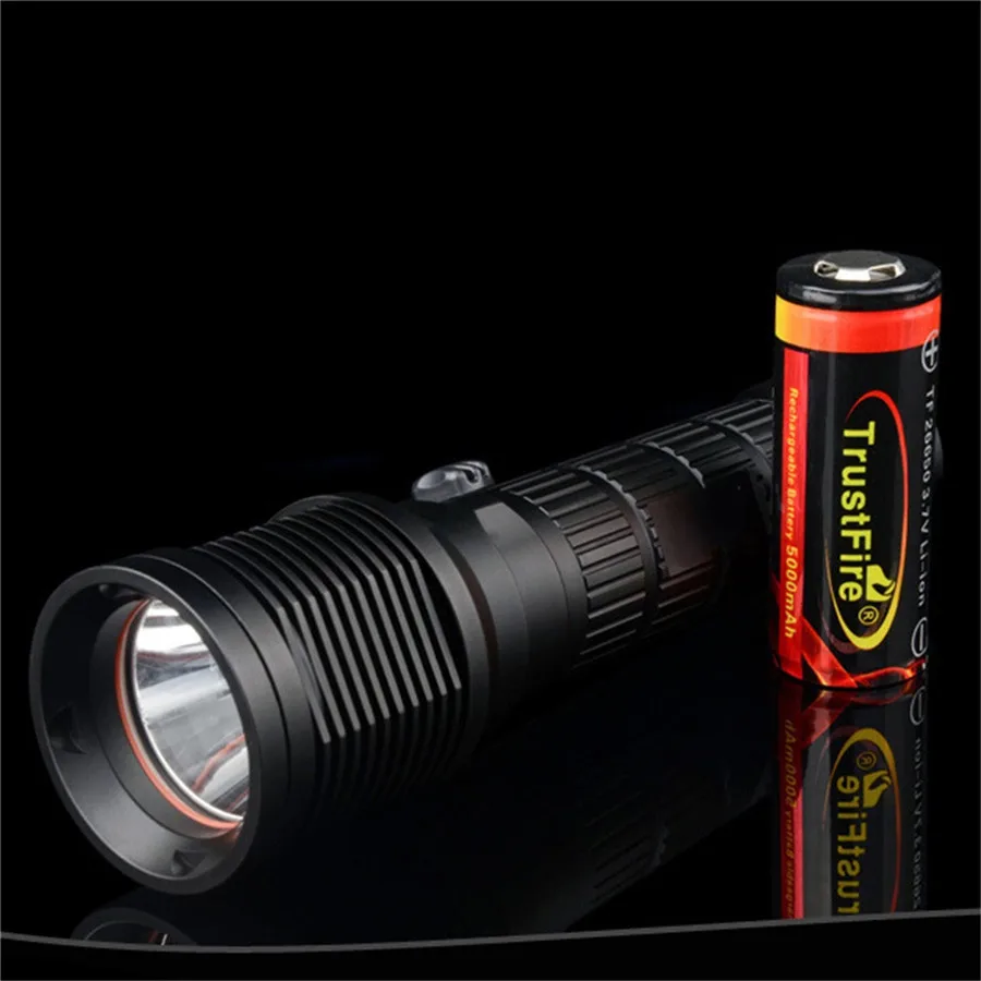 DF-007 diving flashlight underwater 500M waterproof light T6 LED scuba IPX8 rechargeable USB interface light riding light 35A8 (2)