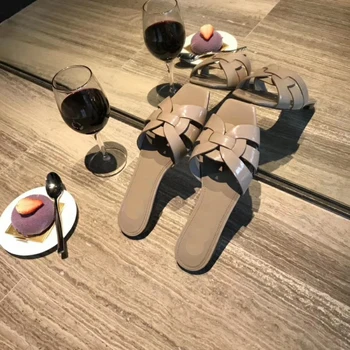 

2019 Med Square Heel Patent Leather Women Slides Braid Cut-outs Outdoor Beige Brown Slipper Shoes Woman Sandals